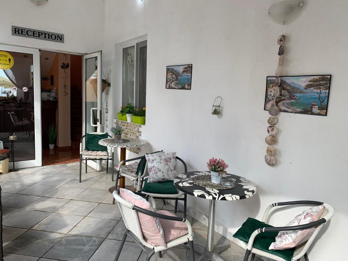 Sea Square Hotel Balchik Extérieur photo